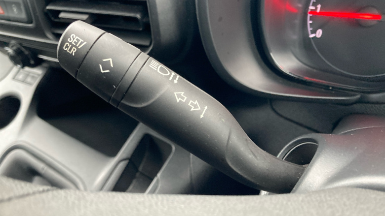 Vauxhall Combo Cargo Combo L1 Diesel 2300 1.5 Turbo D 100ps H1 Dynamic Van [6 Speed]